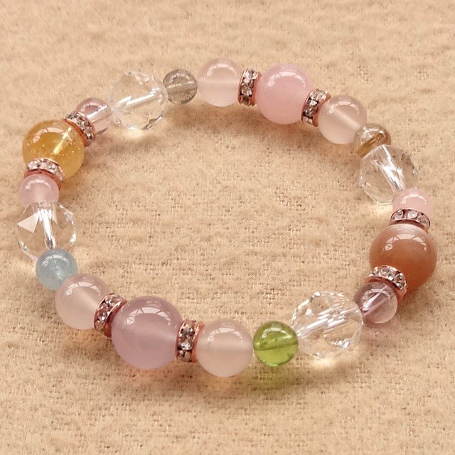 手元に優しい彩りを添えよう♪｜パープルカルセドニー（天然色）ｘピンクカルセドニー（天然色）など