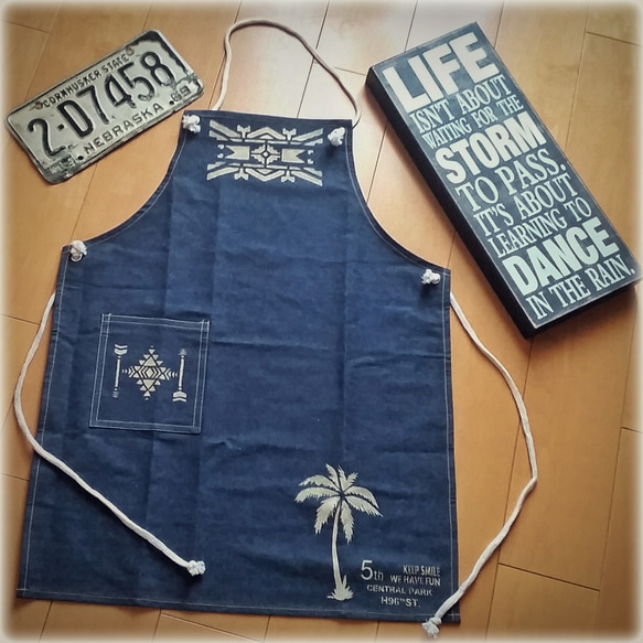 男女兼用✨生成りロープデニムエプロン❤男前 ネイティブ柄 ステンシル