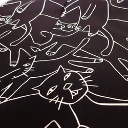 らくがき猫クッションカバー（白・黒2枚セット） 3枚目の画像