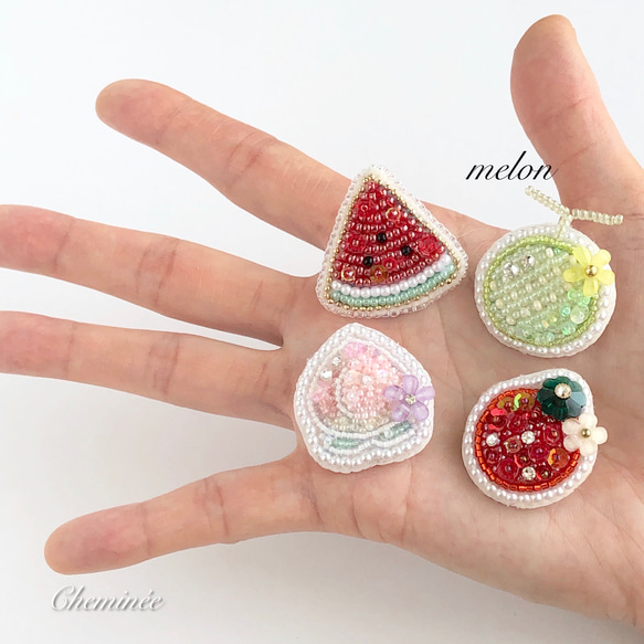 ビーズ刺繍♡メロンのミニブローチ ブローチ Cheminée 通販