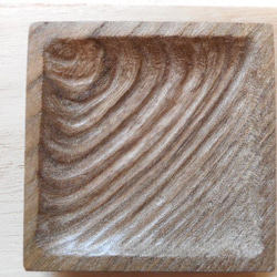神代タモの木彫り豆皿　正方形 3枚目の画像