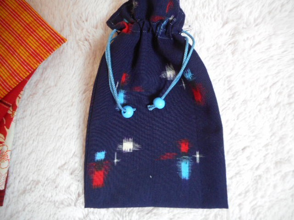 和のいろバッグ　巾着袋　3　ウール紺絣 1枚目の画像