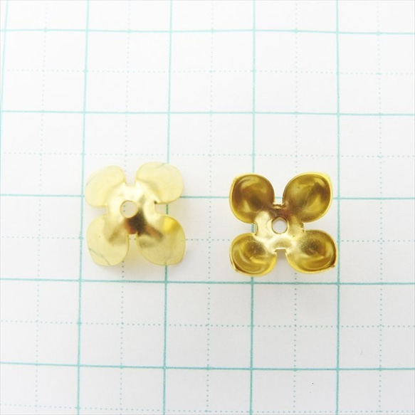 【10個】フラワー 座金★10mm/ゴールド★4枚弁 ビーズキャップ 花弁 花座(zaganefl) 3枚目の画像