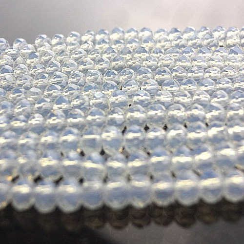 ガラスビーズ 3mm 90個☆パールホワイト(ホワイトオパール)☆ボタン 