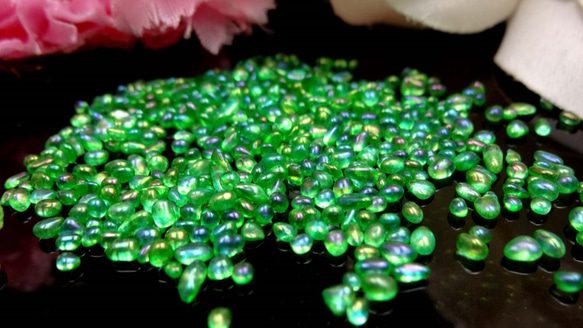玻璃粒10g★綠色★極光種子★樹脂封裝材料/玻璃/沙邦球/碎玻璃 第3張的照片