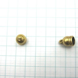 タッセルキャップ 10mm 20個★ゴールド★深キャップ/アクリルキャップ 2枚目の画像