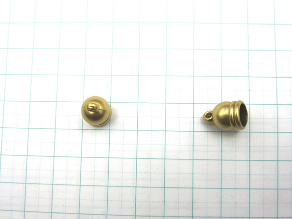 タッセルキャップ 10mm 20個★ゴールド★深キャップ/アクリルキャップ 2枚目の画像