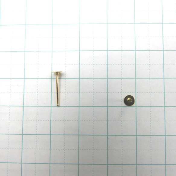 [各20個]附帶矽膠掛鉤的平板無環耳環★4mm/黃金★Pierce金屬零件粘貼柱大頭針 第2張的照片