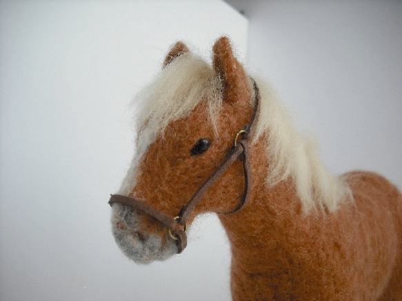 【羊毛フェルト】尾花栗毛の馬 3枚目の画像