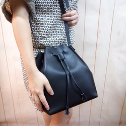 Handstitch Black Leather Bucket Bag 5枚目の画像