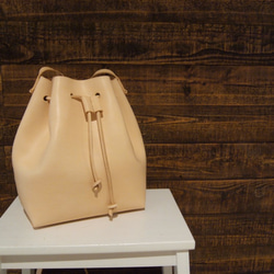 Handstitch Natural Color Leather Bucket Bag 3枚目の画像