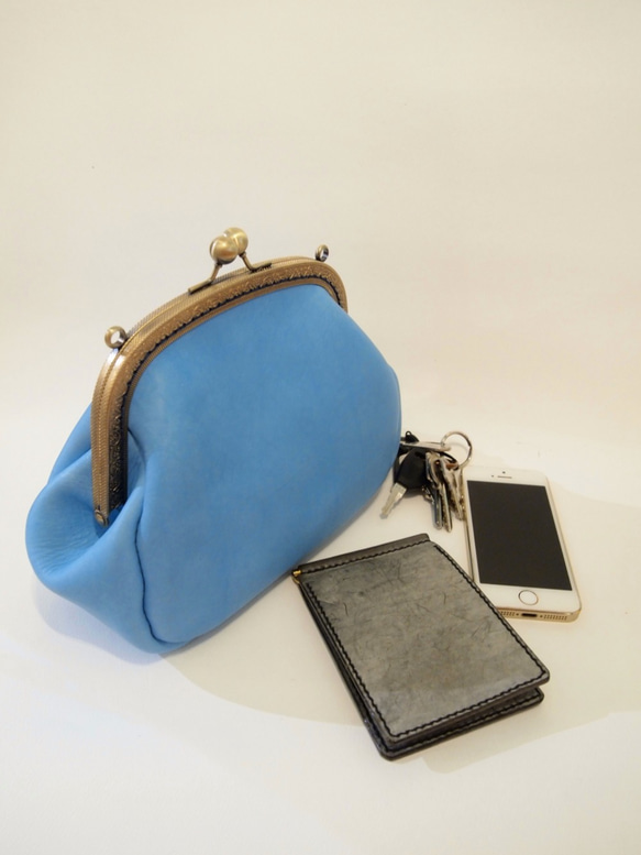 Light Blue Color Leather Frame Handbag 3枚目の画像