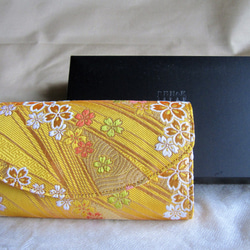 カバン職人が作った長財布（金襴＊黄色） 1枚目の画像