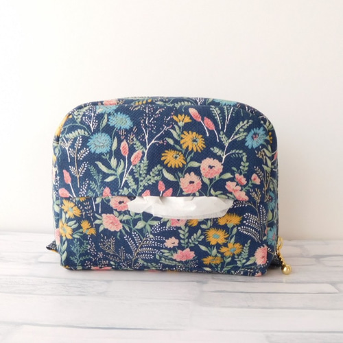 東方神起 バック ポーチ ペンケース ティッシュポーチ 50点以上セット 東方神起 バック ポーチ ペンケース ティッシュポーチ 50点以上