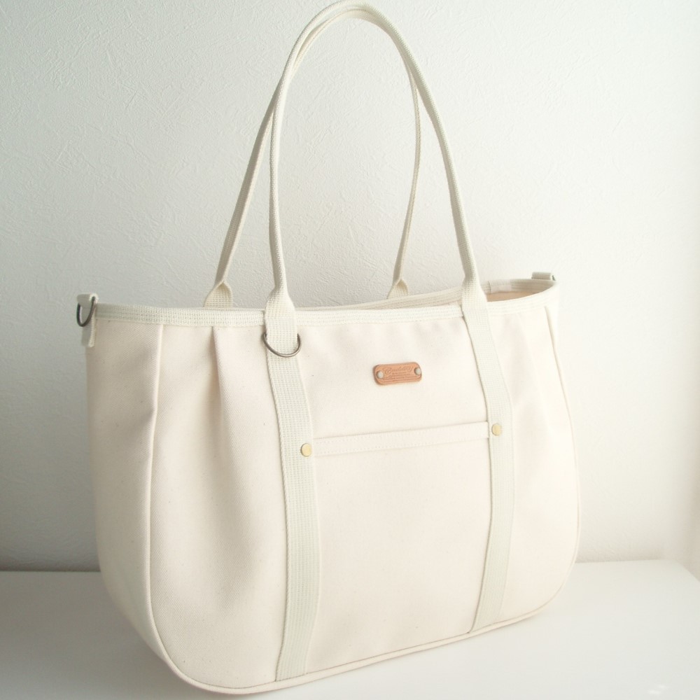 ♥️大♥️ころりんバッグ　ショルダーバッグ　生成　倉敷帆布　2wayバッグ　トートバッグ　大きめ　A4 ファスナー開閉