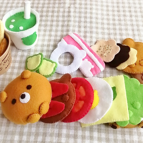 受注作製】フェルト おままごと♡くまさんハンバーガーセット おもちゃ