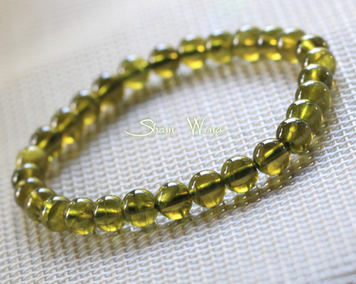 【超希少石/最強品質】カラーチェンジガーネット＊約2mm＊　天然石ブレスレット 超希少石/最強品質】カラーチェンジガーネット＊約2mm＊ 天然石