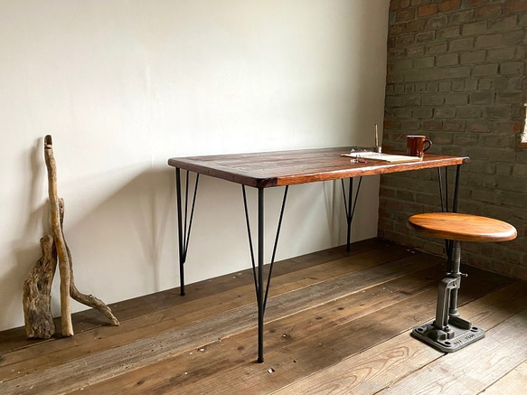 数量限定　MDT-150　ワークデスク　古材　カフェテーブル　テーブル　ダイニングテーブル　作業台　デスク　鉄脚 1枚目の画像