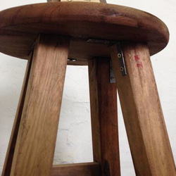 数量限定　BB-C　ラフな作りが魅力の木製椅子　ベンチ　イス　スツール　木製　椅子　花台　ランプ台　フラワースタンド 4枚目の画像