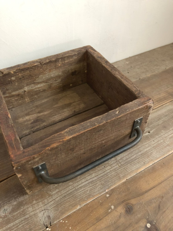 数量限定　OWB - 40　古材　ボックス　アイアン　木箱　収納　取手　多目的箱 4枚目の画像