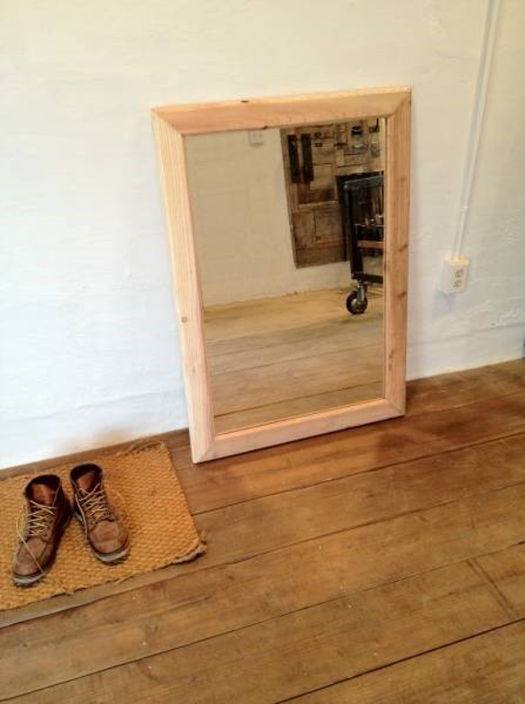 数量限定　WMW-N　古材　鏡　ミラー　木製枠　壁掛け　置き鏡　美容室　中型　サロン　アパレル店　ご自宅 より歪みの少ないプロモデル クリアーブラウン 色ムラ