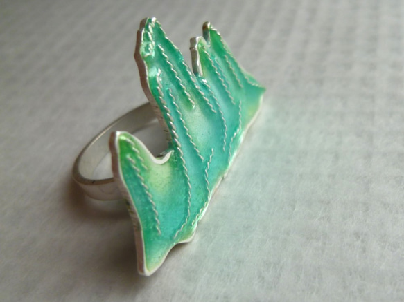 〈山〉掐絲琺瑯999純銀戒指 Fine Cloisonne Enamel 七宝燒 Fine Silver Ring 第3張的照片