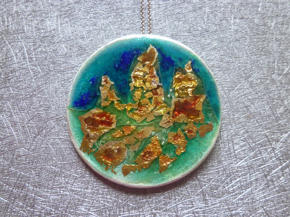 <山脈。サンライズ>七宝純金999の純銀製のペンダントファイン金箔七宝七宝