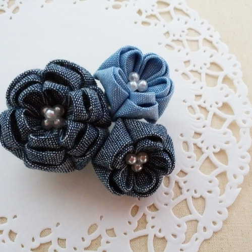☆送料無料☆2色のデニム☆つまみ細工の花飾り☆2wayピン ヘアクリップ