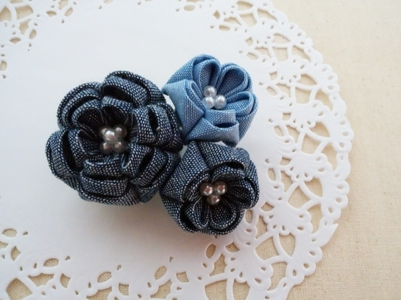 ☆送料無料☆2色のデニム☆つまみ細工の花飾り☆2wayピン ヘアクリップ