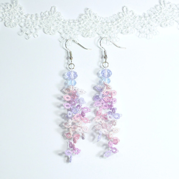 Tatting Lace Wisteria Flower Earrings – Paradise Purple 2枚目の画像