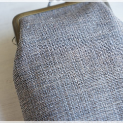 ■手紡ぎ、手織りシルク・リネンのがま口カードケース / a■ 3枚目の画像