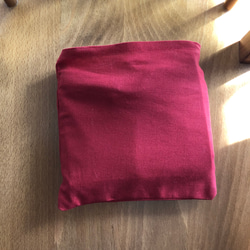 綿麻素材のフランスパンの入る大きい水玉エコトートバッグ　赤色大水玉と数字が可愛い内ポケットにコンパクトに収納エコバッグ 3枚目の画像
