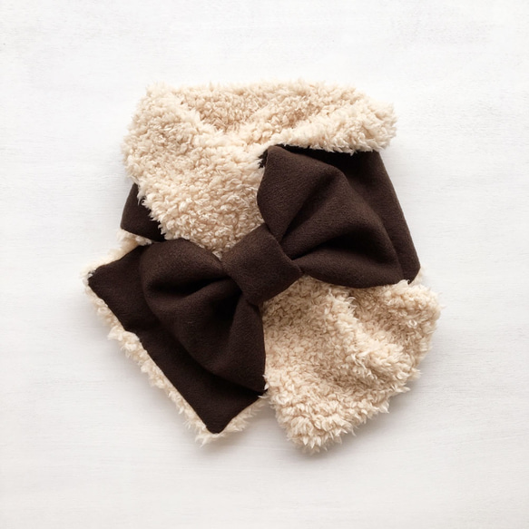 蓬鬆♪絲帶圍巾（羊毛×貴賓犬皮毛）深棕色×米色 第2張的照片