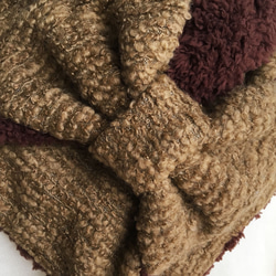 蓬鬆☆絲帶圍巾（毛圈針織×貴賓犬皮毛）淺棕色×棕色 第3張的照片