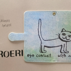 手帳型スマホ・iPhoneケース 「eye contact with a cat. ブルー」 《受注生産》 1枚目の画像