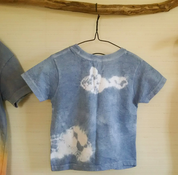 草木染め 子供用 フルムーンTシャツ 2枚目の画像