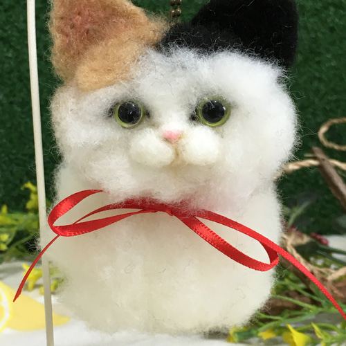 キーホルダー ◇ねこポン◇ 三毛猫 羊毛フェルト 猫 羊毛フェルト