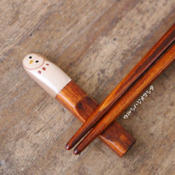 2021年限定｜拭き漆の箸置き(ふくろう)／URUSHI CHOPSTICK REST(OWL) 2枚目の画像