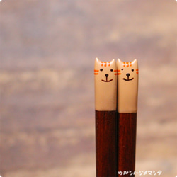 【Creema Springs限定】拭き漆のハチワレ猫箸＆トラ猫箸 3枚目の画像