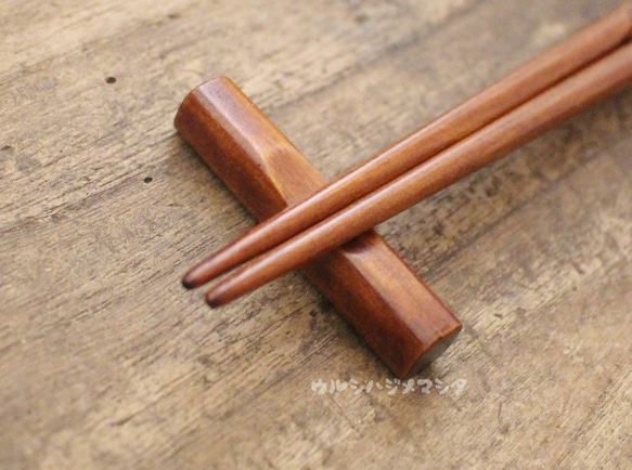擦拭漆筷架（普通）/ URUSHI CHOPSTICK REST（普通） 第2張的照片
