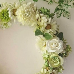 専用ケース入り＊white green  wreath＊ 2枚目の画像