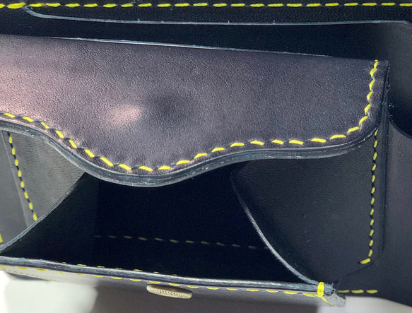 二つ折り財布　イタリアンレザー　革色　糸色　オーダー可能　メンズ財布　ギフトにぴったり　財布メンズ　男性用財布　財布男性 7枚目の画像