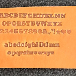 活字 5号　1セット　アルファベットと数字、記号各1個　総個数70個 活字 5号 1セット アルファベットと数字、記号各1個 総個数70個