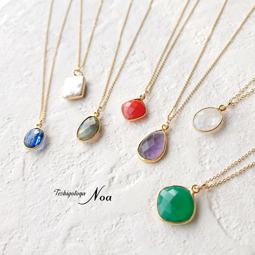 専用です　アンティークセルロイドパーツ×天然石ネックレス ひとつぶ枠留天然石ネックレス ネックレス・ペンダント