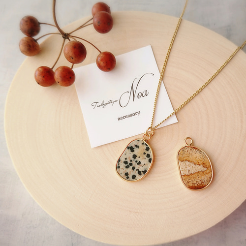 選べる 枠留め 天然石 ～雫ネックレス ネックレス・ペンダント