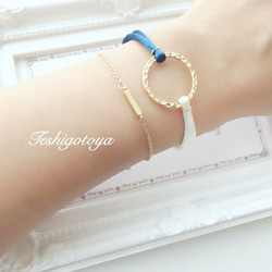 asymmetry satin cord bracelet 1枚目の画像