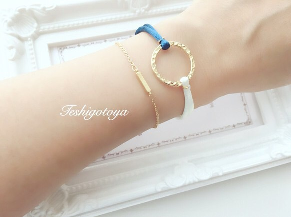 asymmetry satin cord bracelet 1枚目の画像