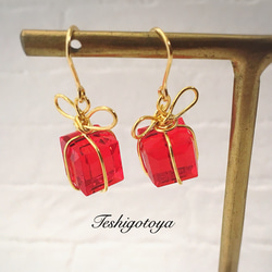 《Red》present box pierce/earring 2枚目の画像