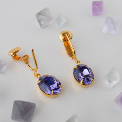 ヴィンテージビジューのイヤリング  tanzanite 2枚目の画像