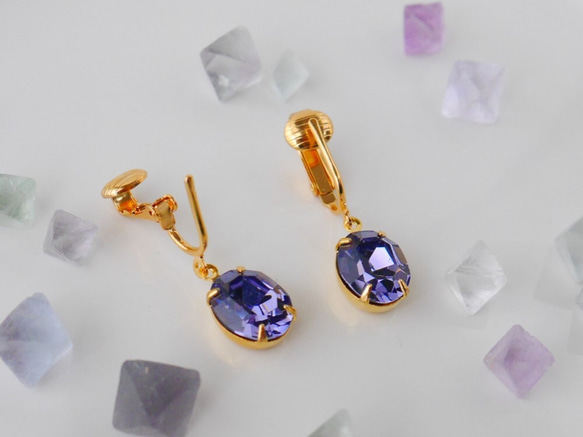 ヴィンテージビジューのイヤリング  tanzanite 2枚目の画像